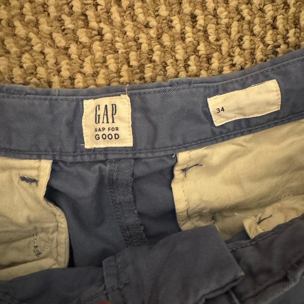 Men's Blue Gap Shorts - Picture 4 of 5